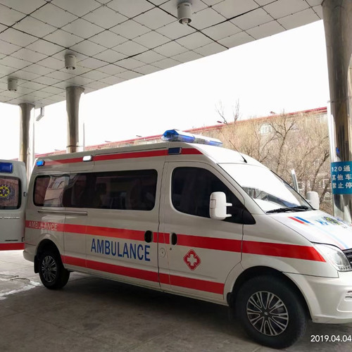 达拉特救护车出租服务案例2